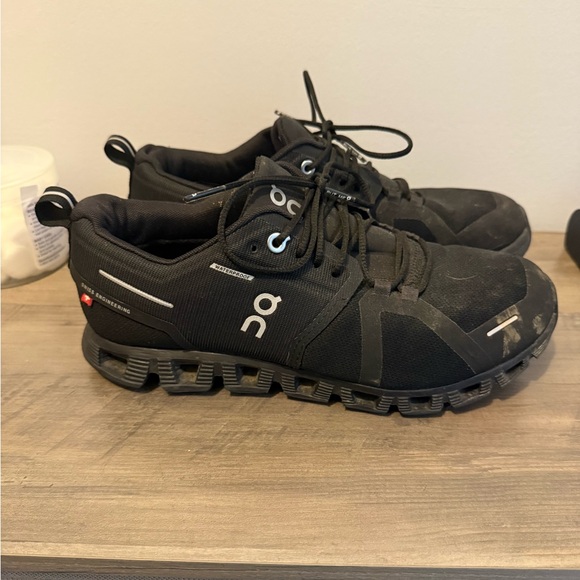 On Cloud - Picture 3 of 4